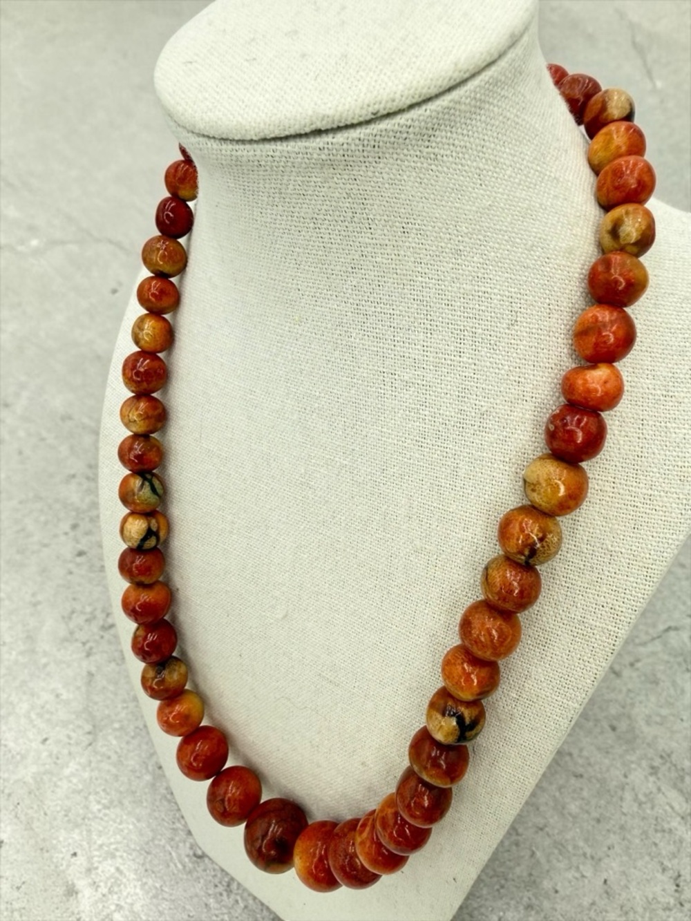 Vintage Chunky Apple Coral Graduated Bead Necklace 18” 80g Barrel Clasp Boho Lux - Picture 7 of 17